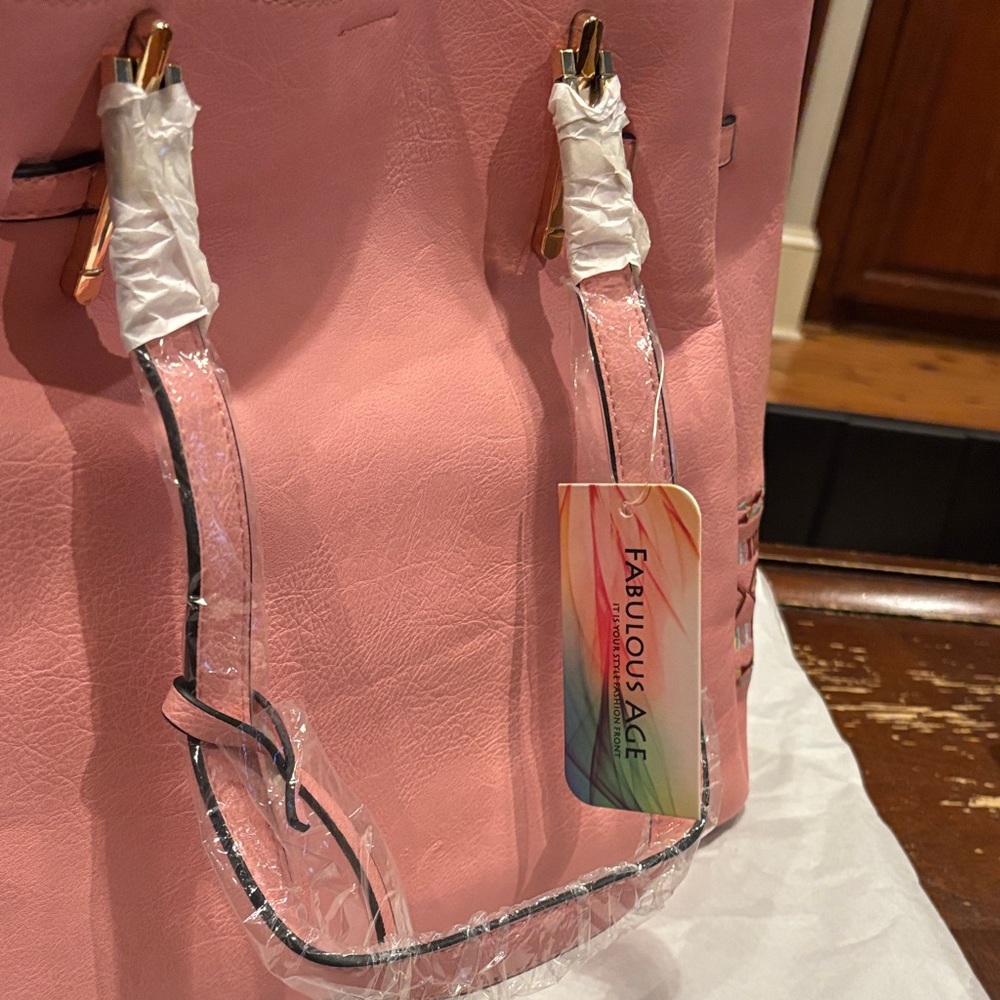 Chic Pink Tote Bag with Patterned Accents - Picture 7 of 7